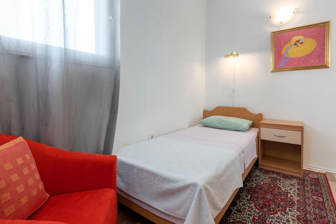 Pilicari (adults Only)