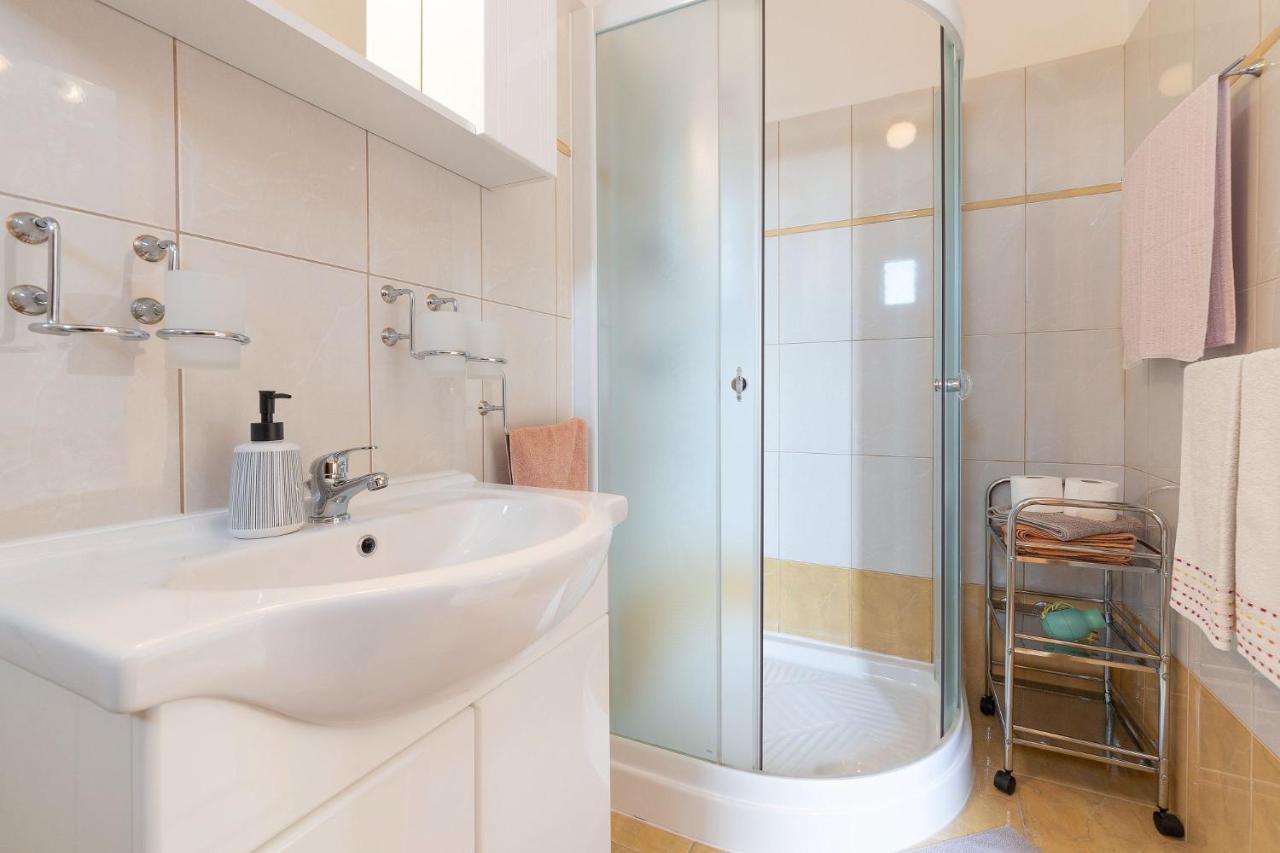 Pilicari (adults Only) Apartment