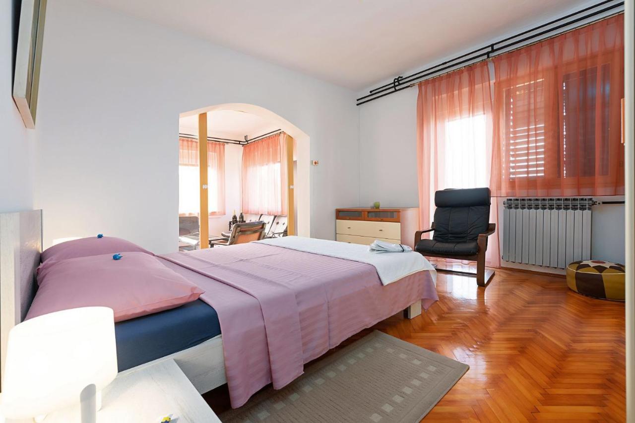 Pilicari (adults Only) *